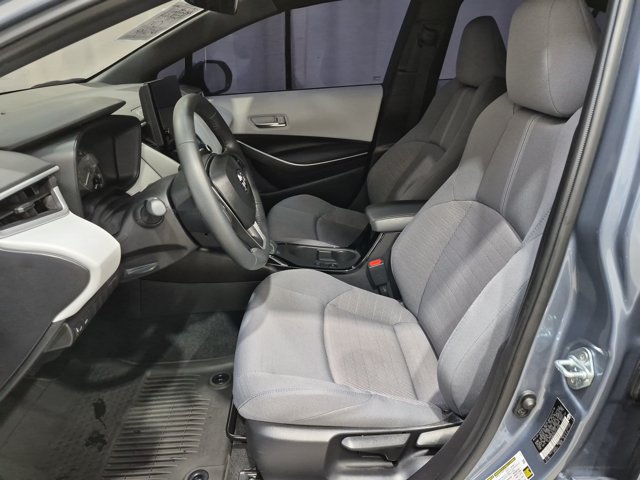 Used 2025 Toyota Corolla SE FWD image 12