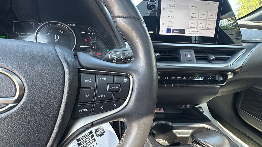 Used 2024 Lexus UX 250h AWD w/ Premium Package image 15