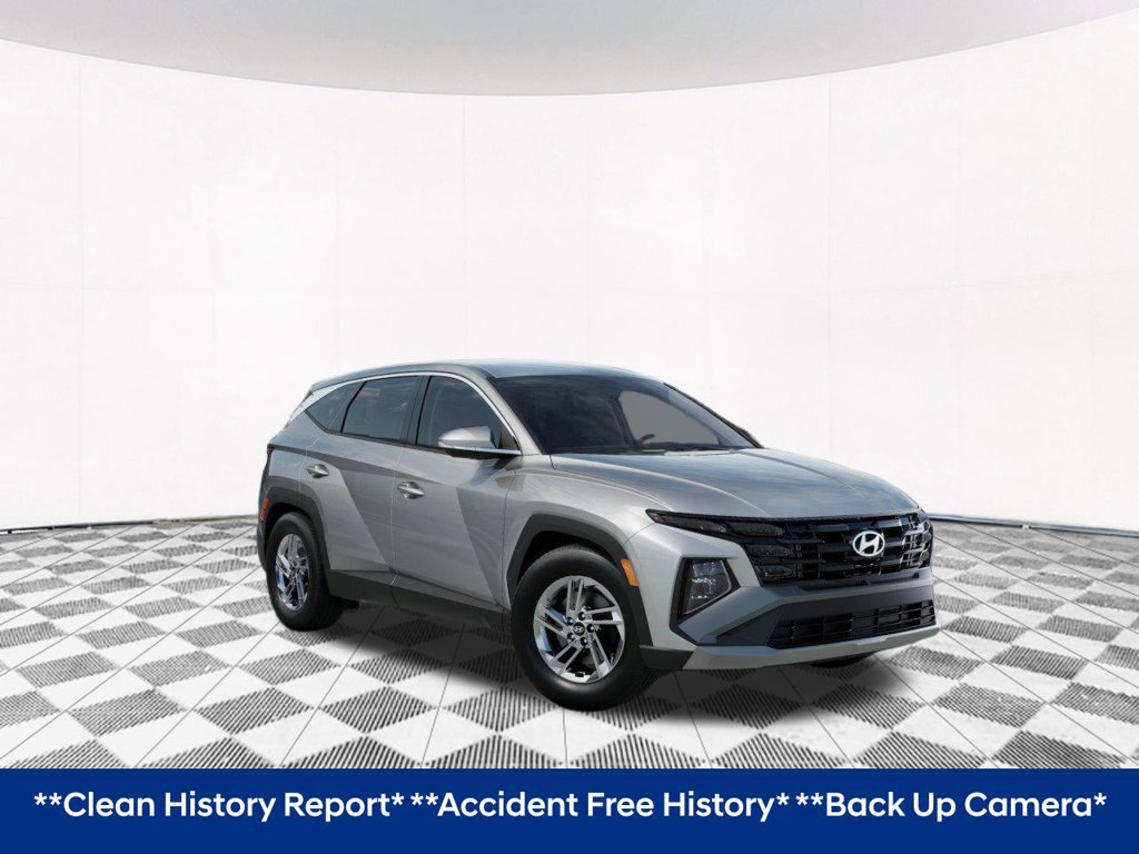 Used 2026 Hyundai Tucson SE AWD/4WD image 2