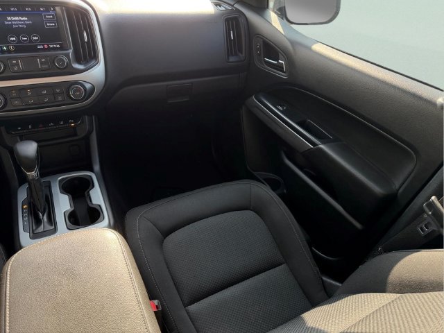 Used 2022 Chevrolet Colorado LT AWD/4WD image 10