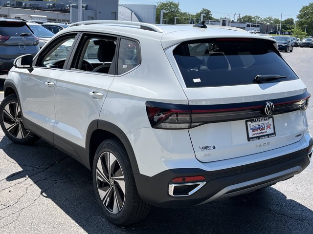 New 2026 Volkswagen Taos SE AWD/4WD image 11