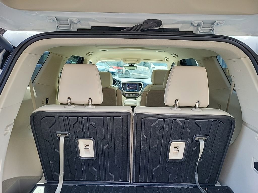 Used 2023 GMC Acadia Denali w/ Denali Technology Package image 15