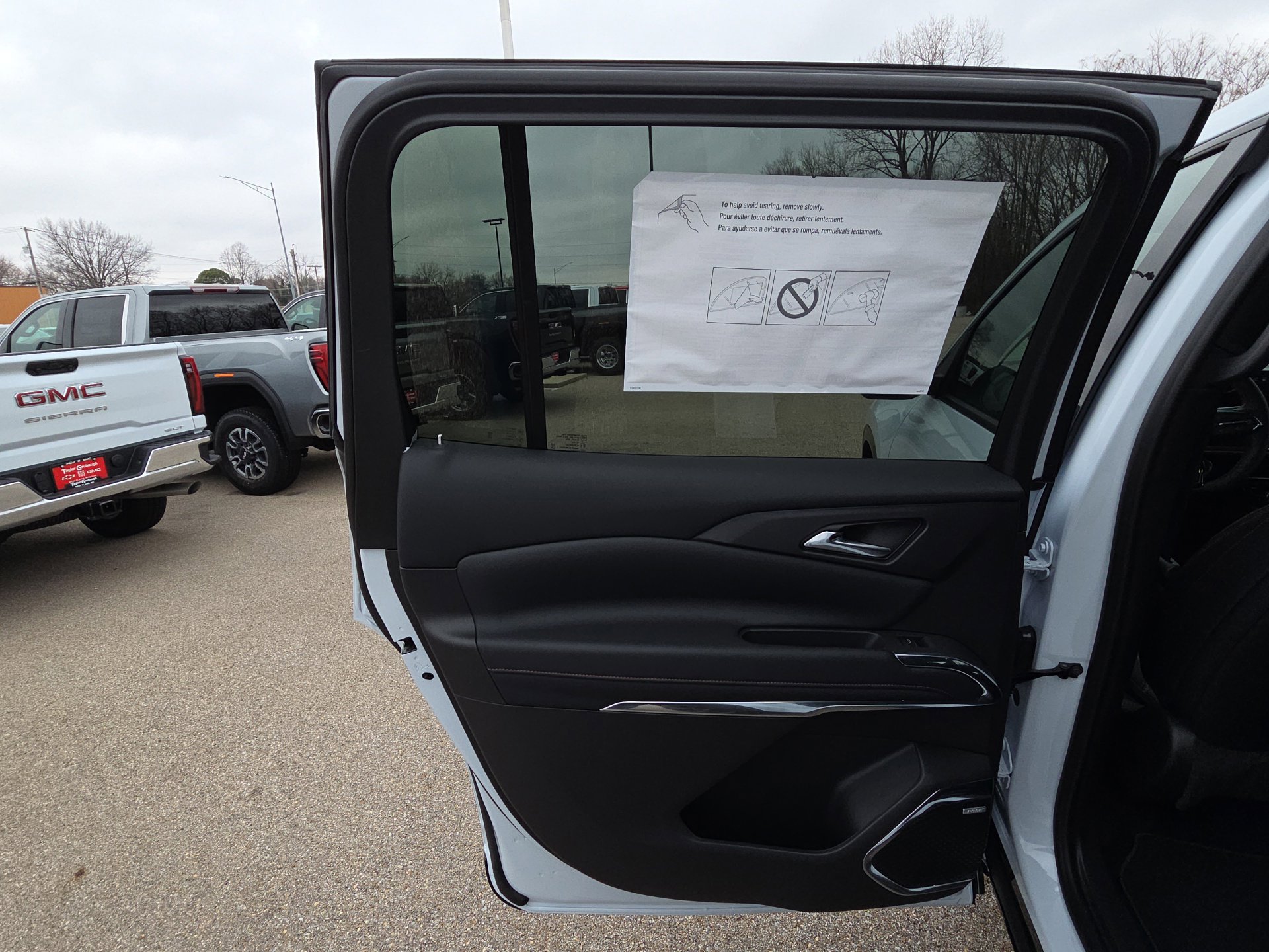 New 2026 Chevrolet Traverse RS image 26