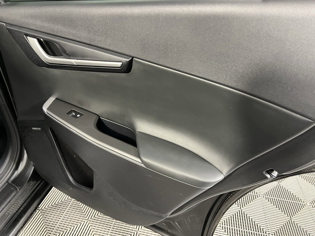 Used 2023 Kia EV6 Wind image 32