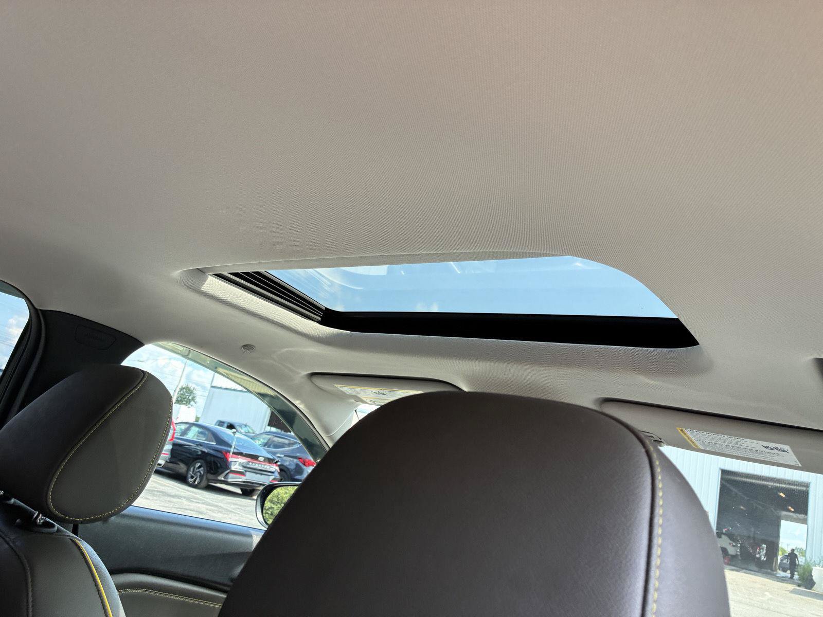 Used 2025 Chevrolet Trax ACTIV w/ Sunroof Package FWD image 14