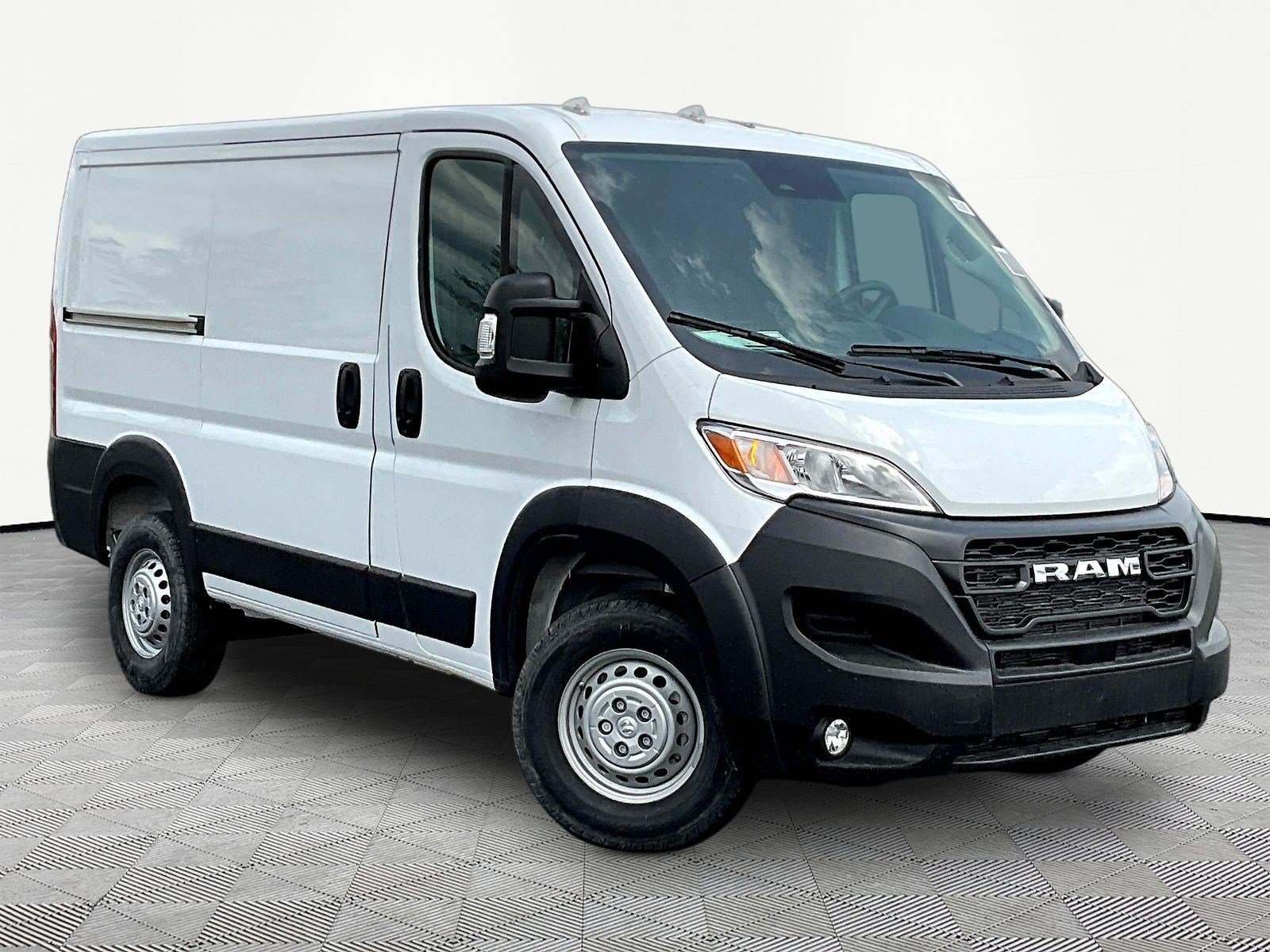 New 2026 RAM ProMaster 1500 w/ Convenience Group FWD image 2