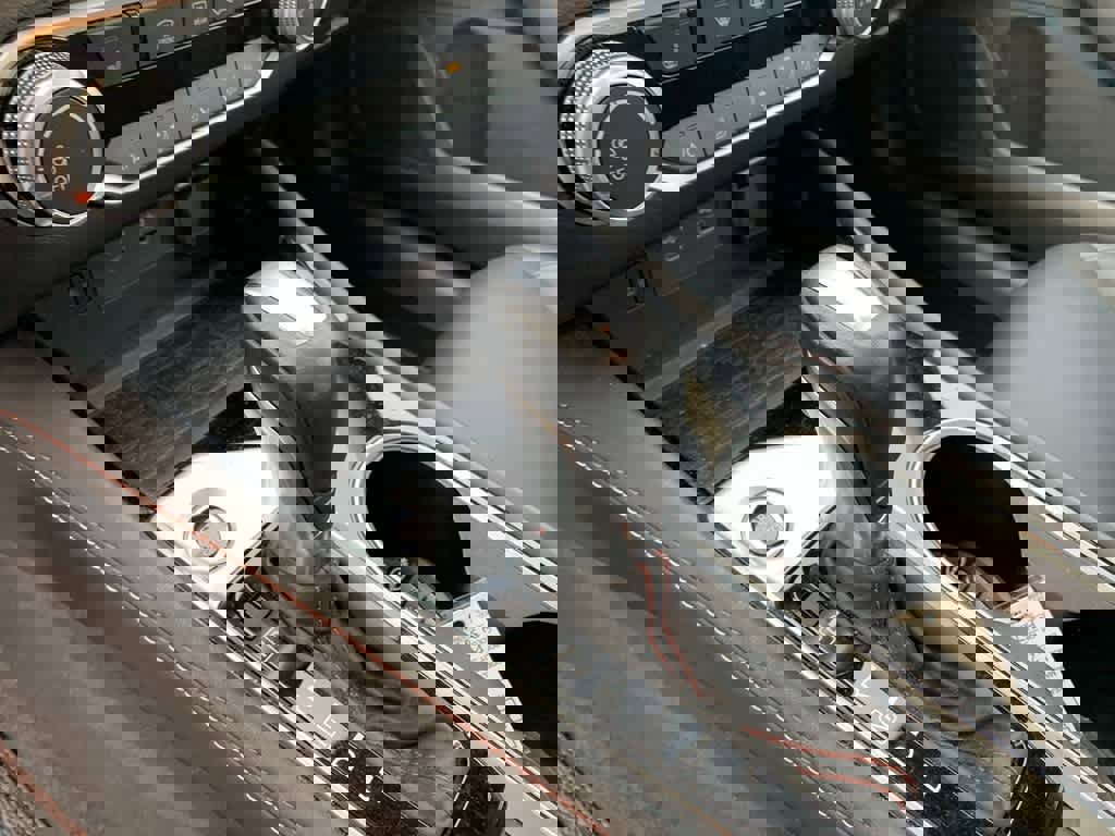 Used 2023 Nissan Altima 2.5 SR w/ SR Premium Package image 14