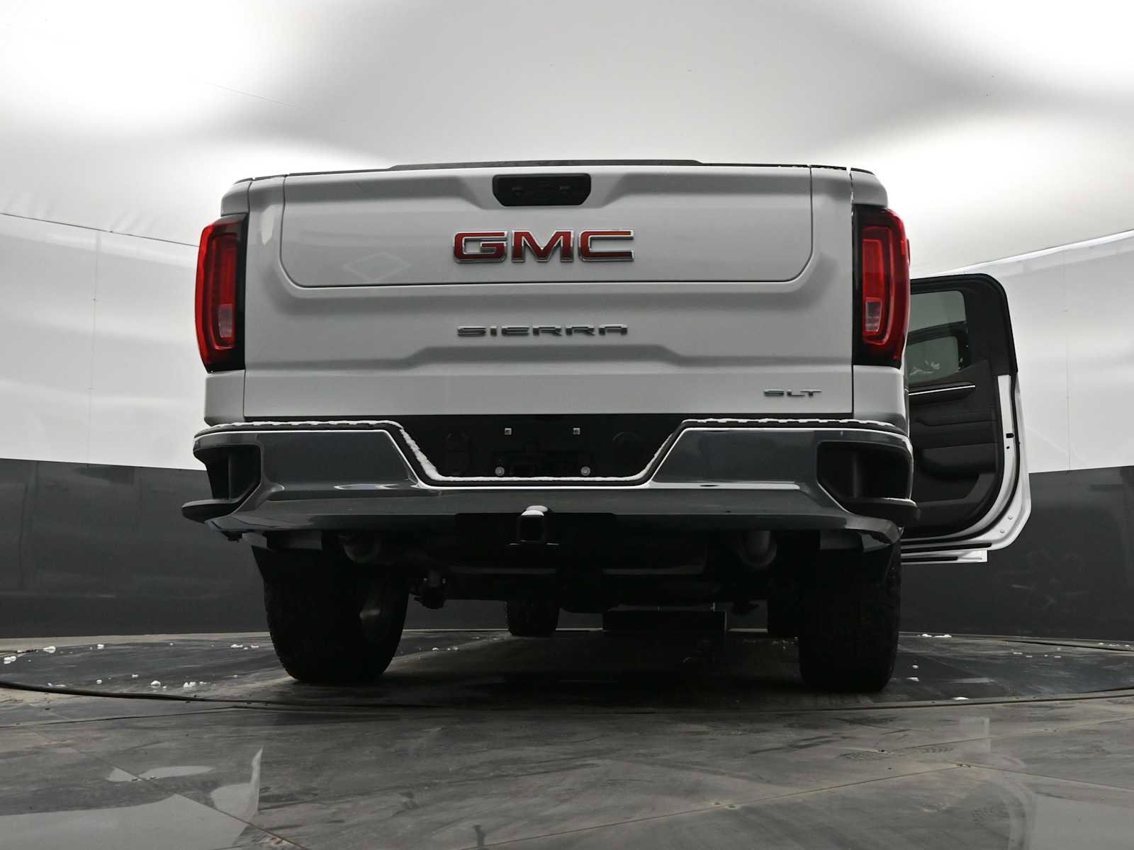 Used 2023 GMC Sierra 1500 SLT w/ SLT Convenience Package image 45
