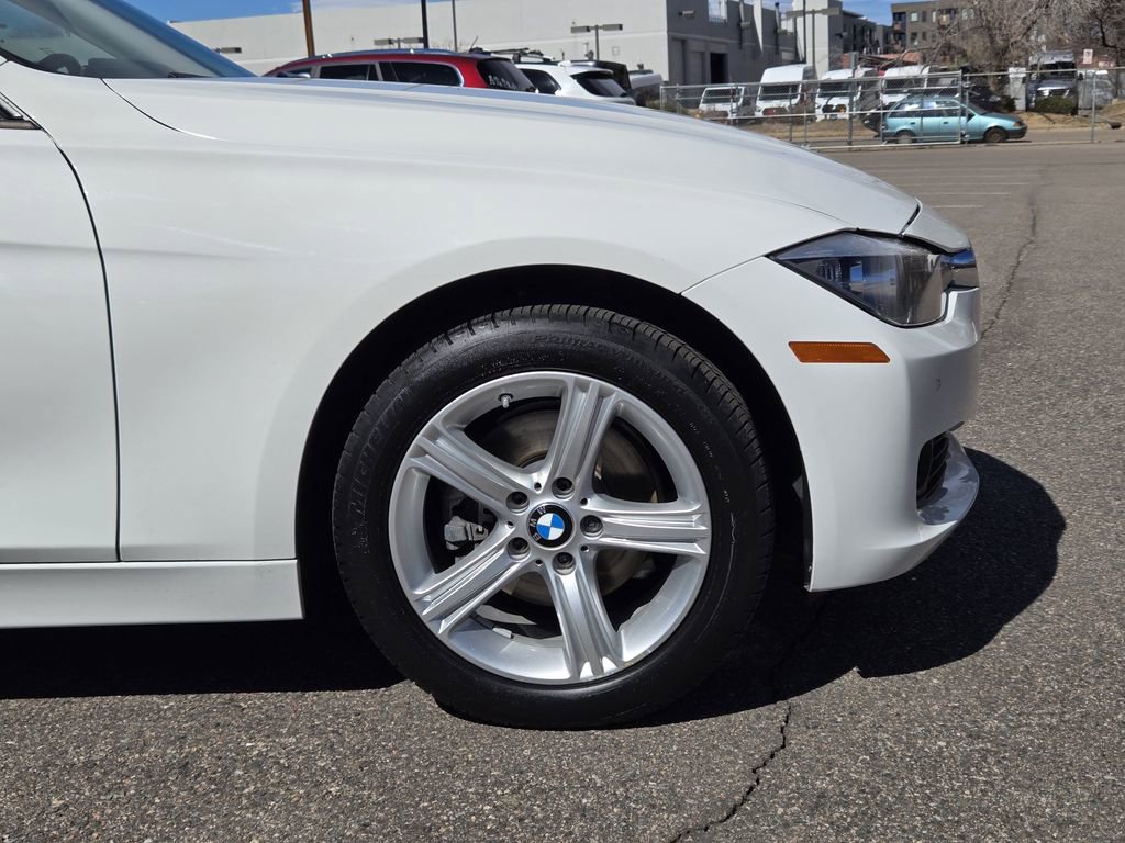Used 2015 BMW 320i Sedan image 9