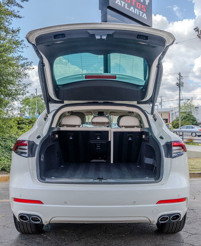 Used 2022 Maserati Levante GT image 28