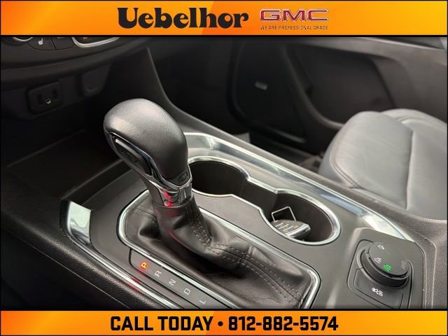 Used 2019 Chevrolet Traverse LT w/ LT Premium Package AWD/4WD image 35