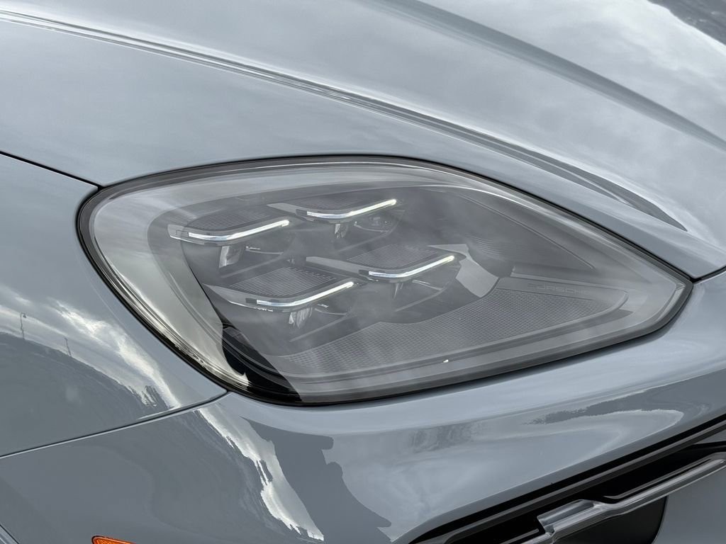Used 2026 Porsche Cayenne S AWD/4WD image 15