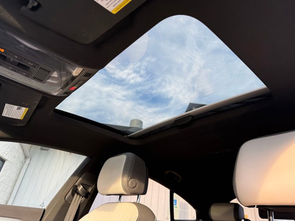 Used 2020 Volkswagen Arteon SEL Premium image 16