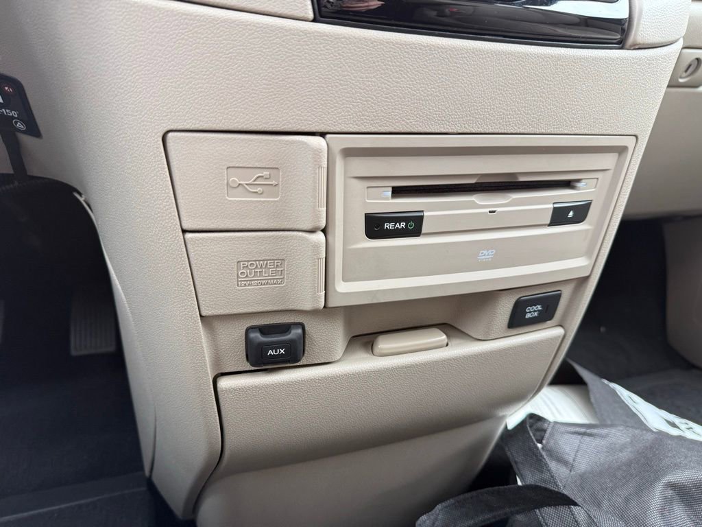 Used 2014 Honda Odyssey EX-L image 19