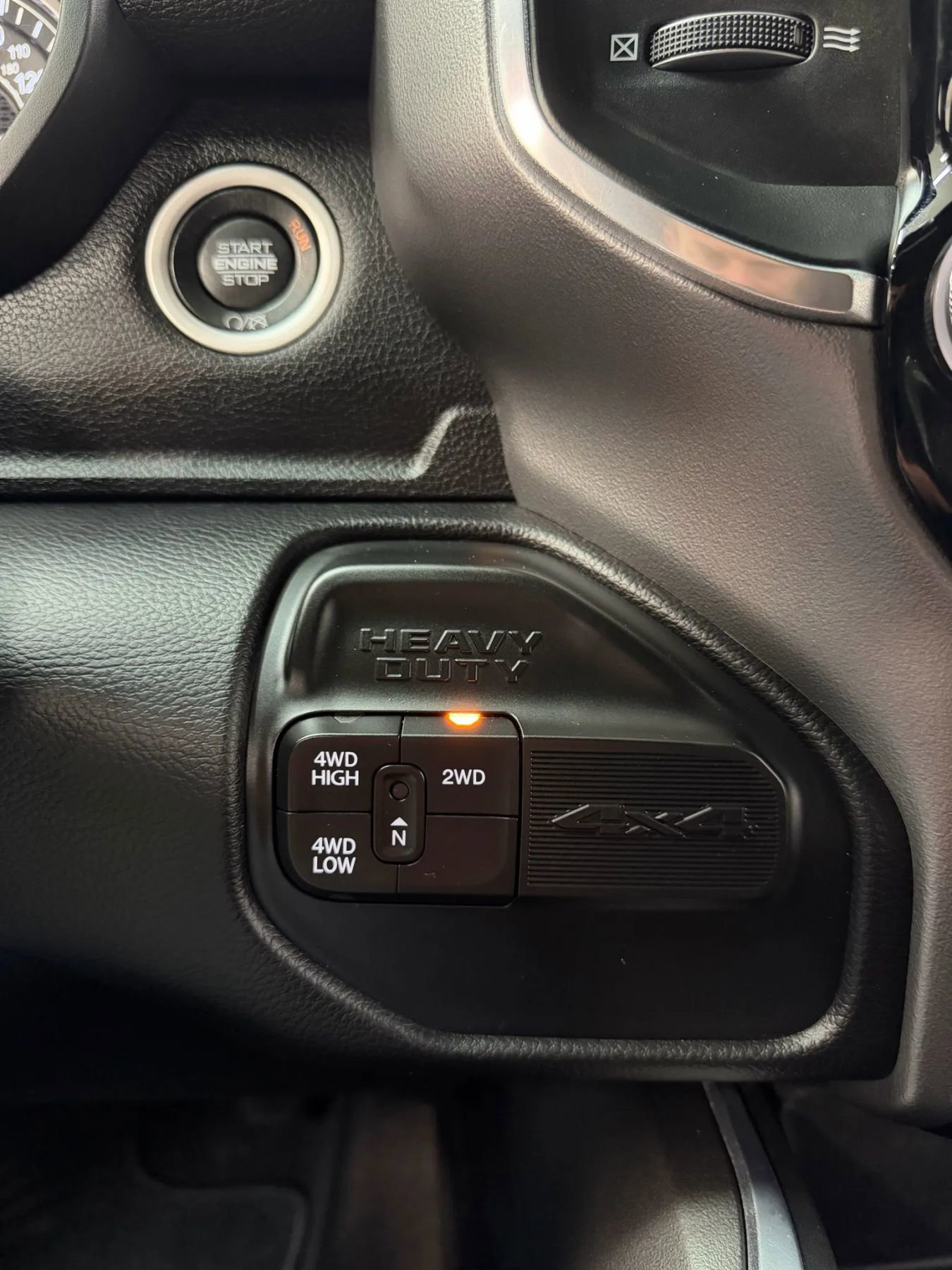 Used 2022 RAM 3500 Laramie w/ Night Edition image 30