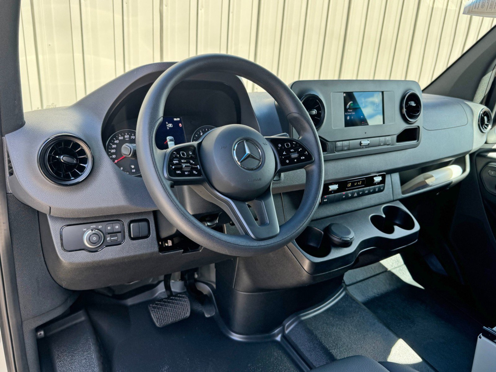 Used 2021 Mercedes-Benz Sprinter 2500 w/ Comfort Plus Package image 13