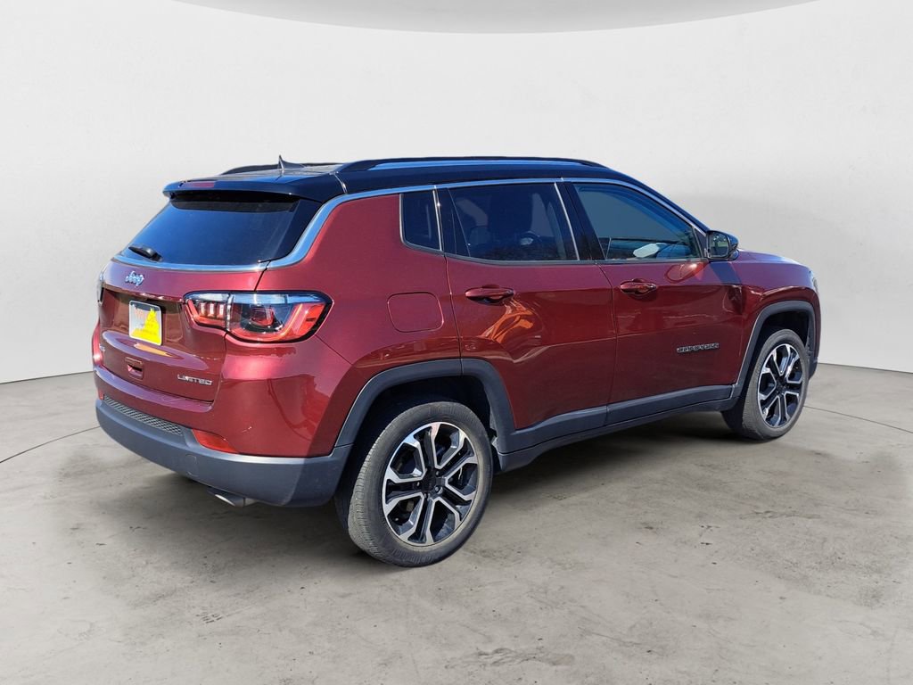 Used 2022 Jeep Compass Limited image 3
