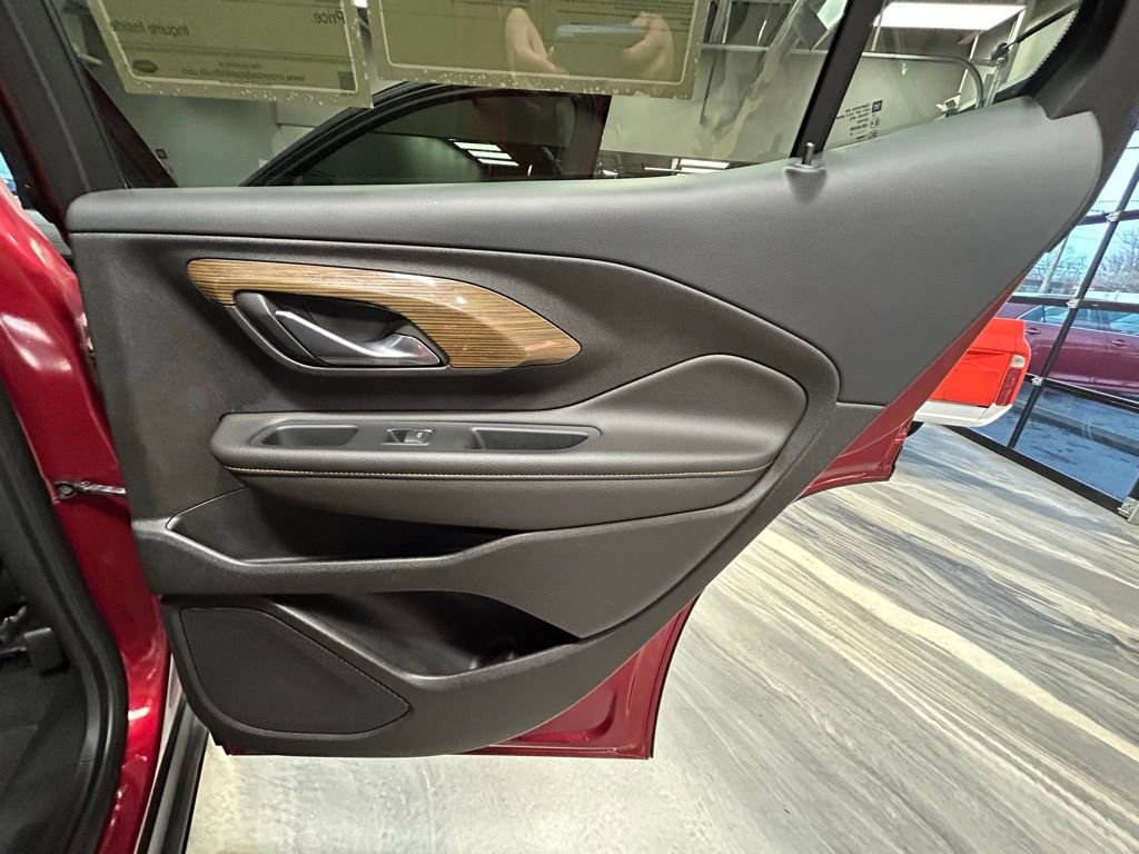 Used 2019 GMC Terrain SLE image 39