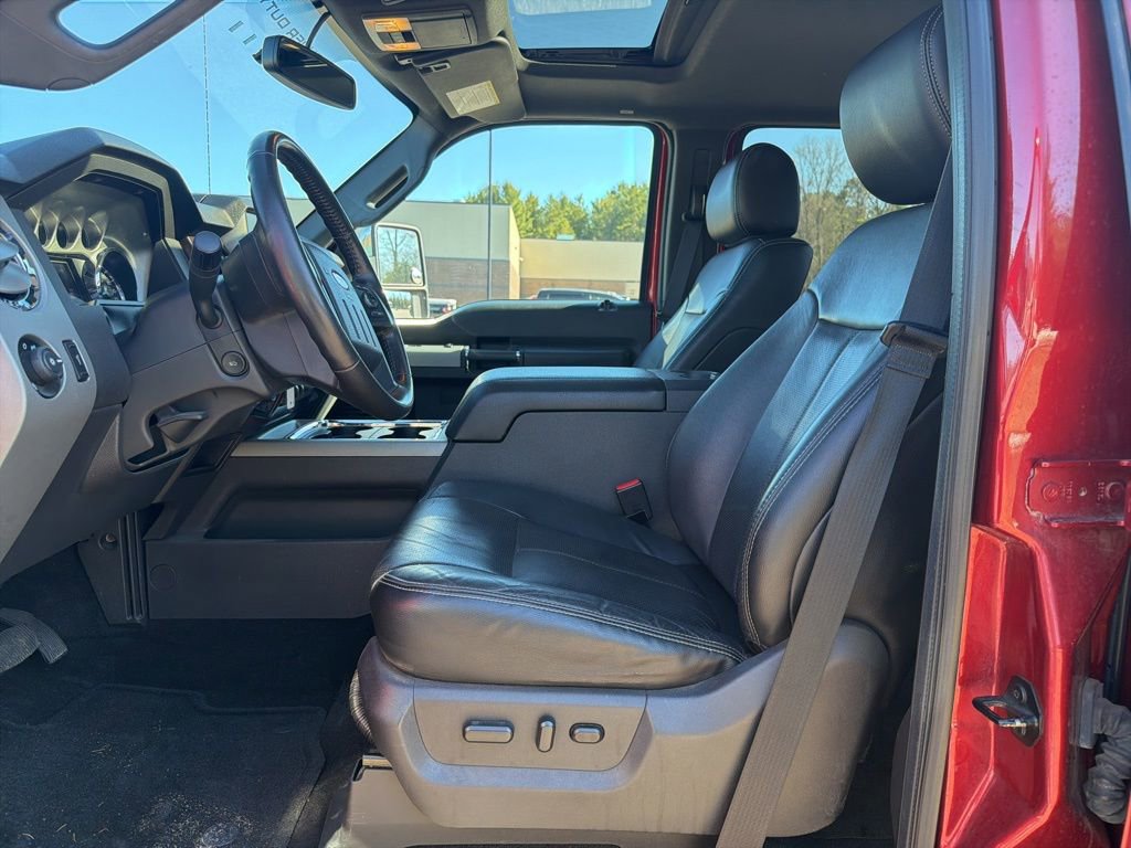 Used 2016 Ford F250 Lariat w/ Lariat Ultimate Package image 17