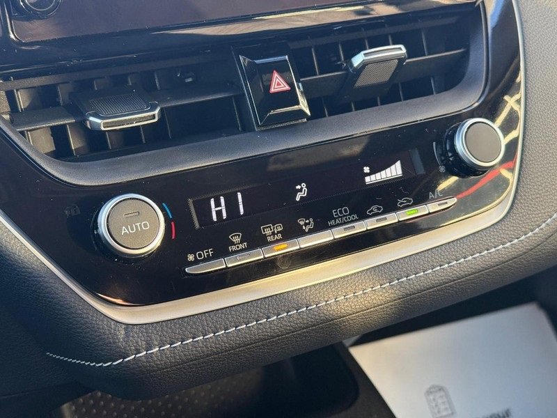 Used 2024 Toyota Corolla SE image 27