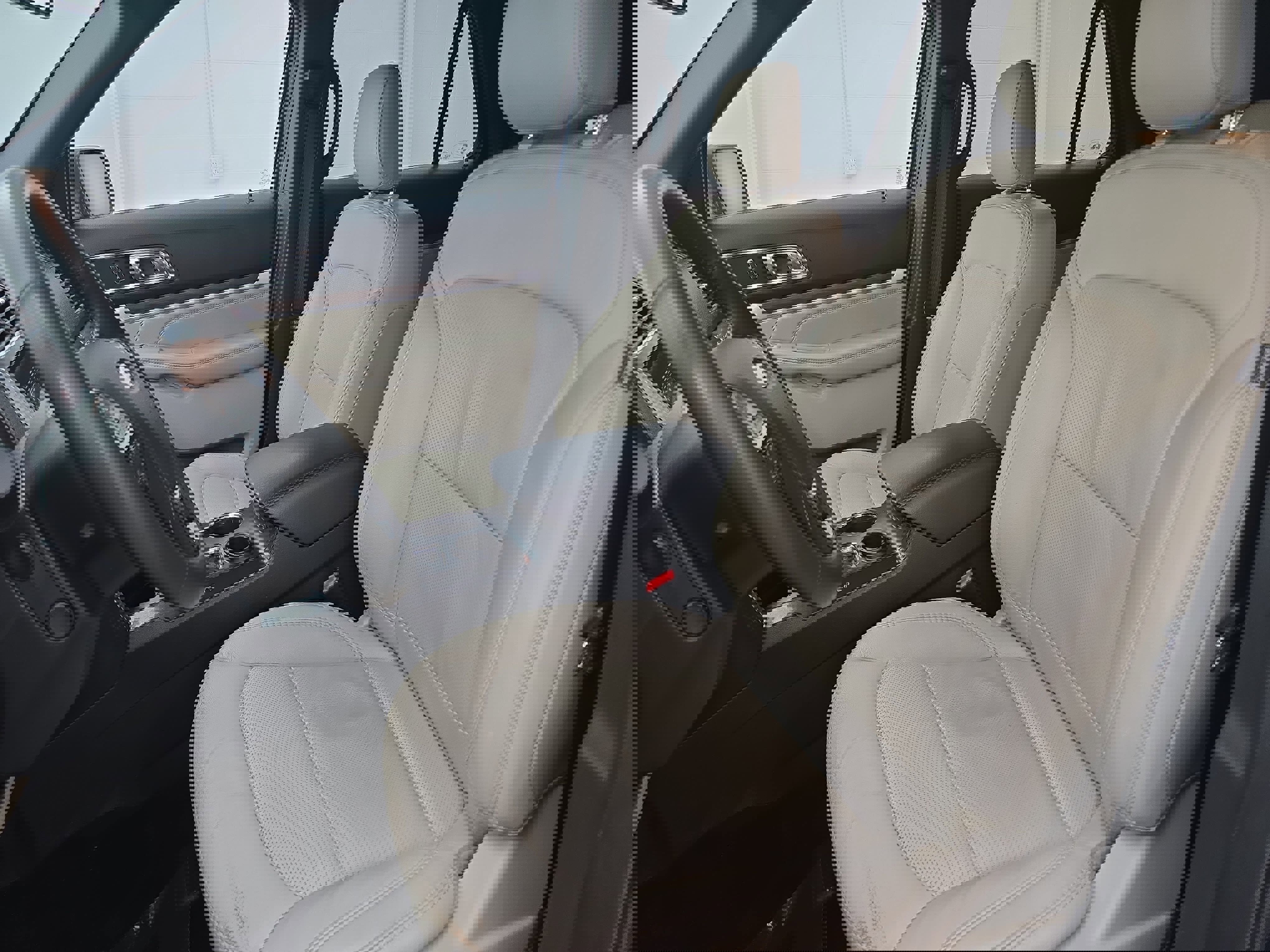 Used 2019 Ford Explorer Limited FWD image 16