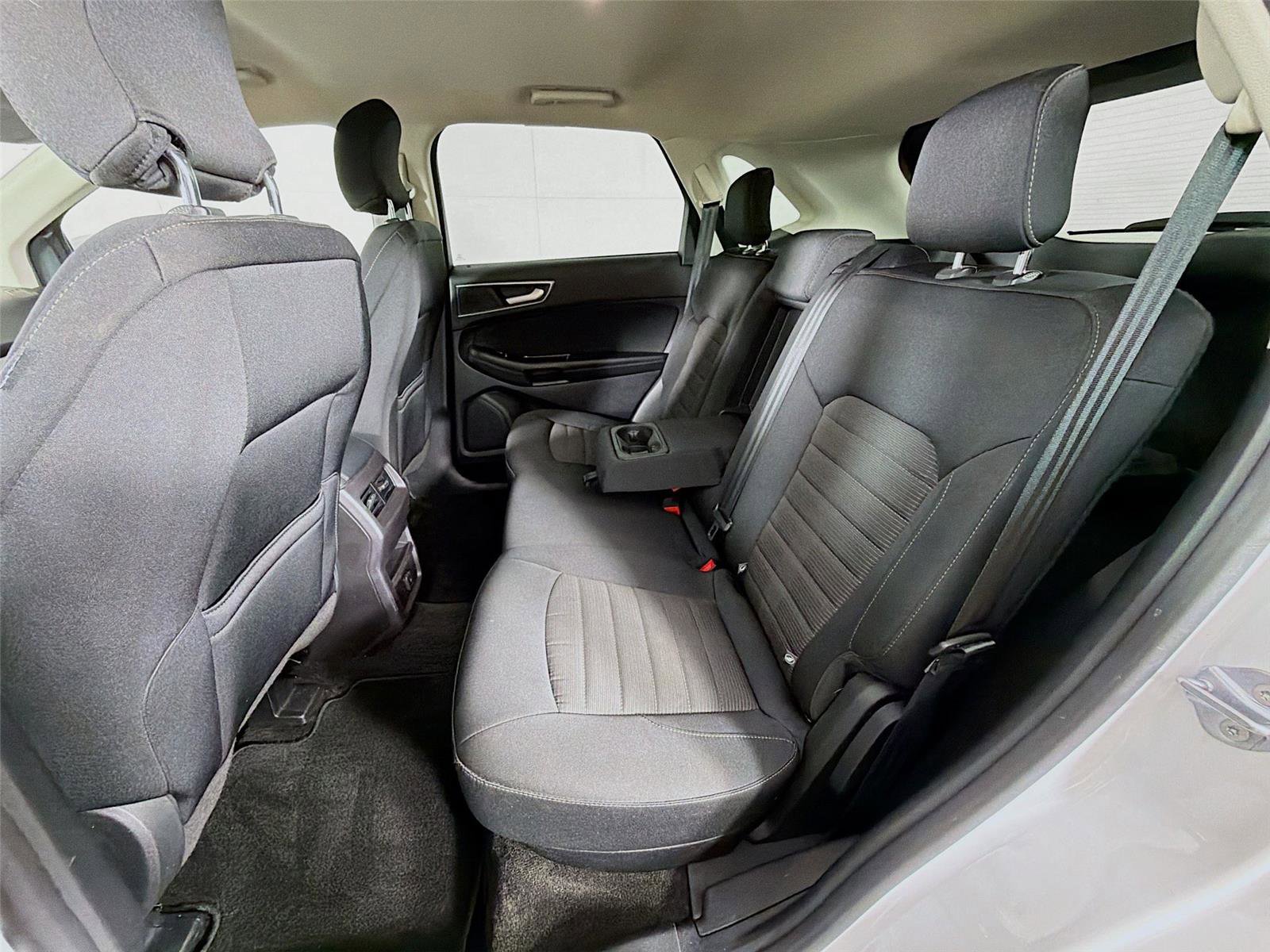 Used 2018 Ford Edge SEL w/ Class II Trailer Tow Package image 19