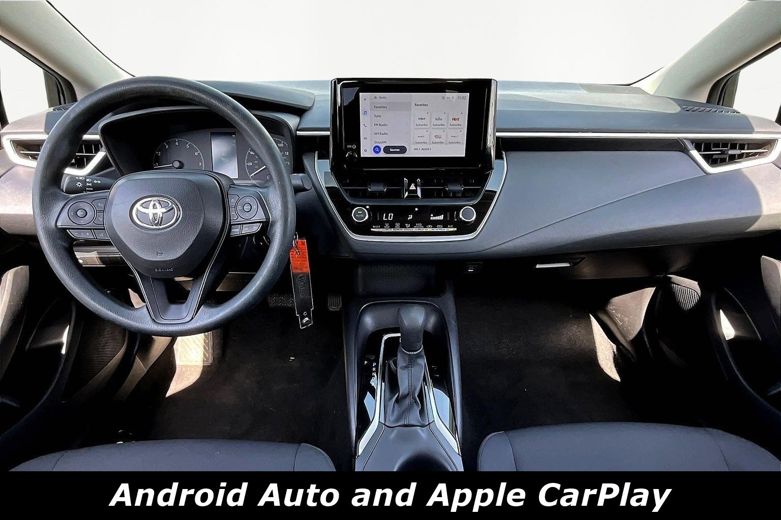 Used 2024 Toyota Corolla LE image 7