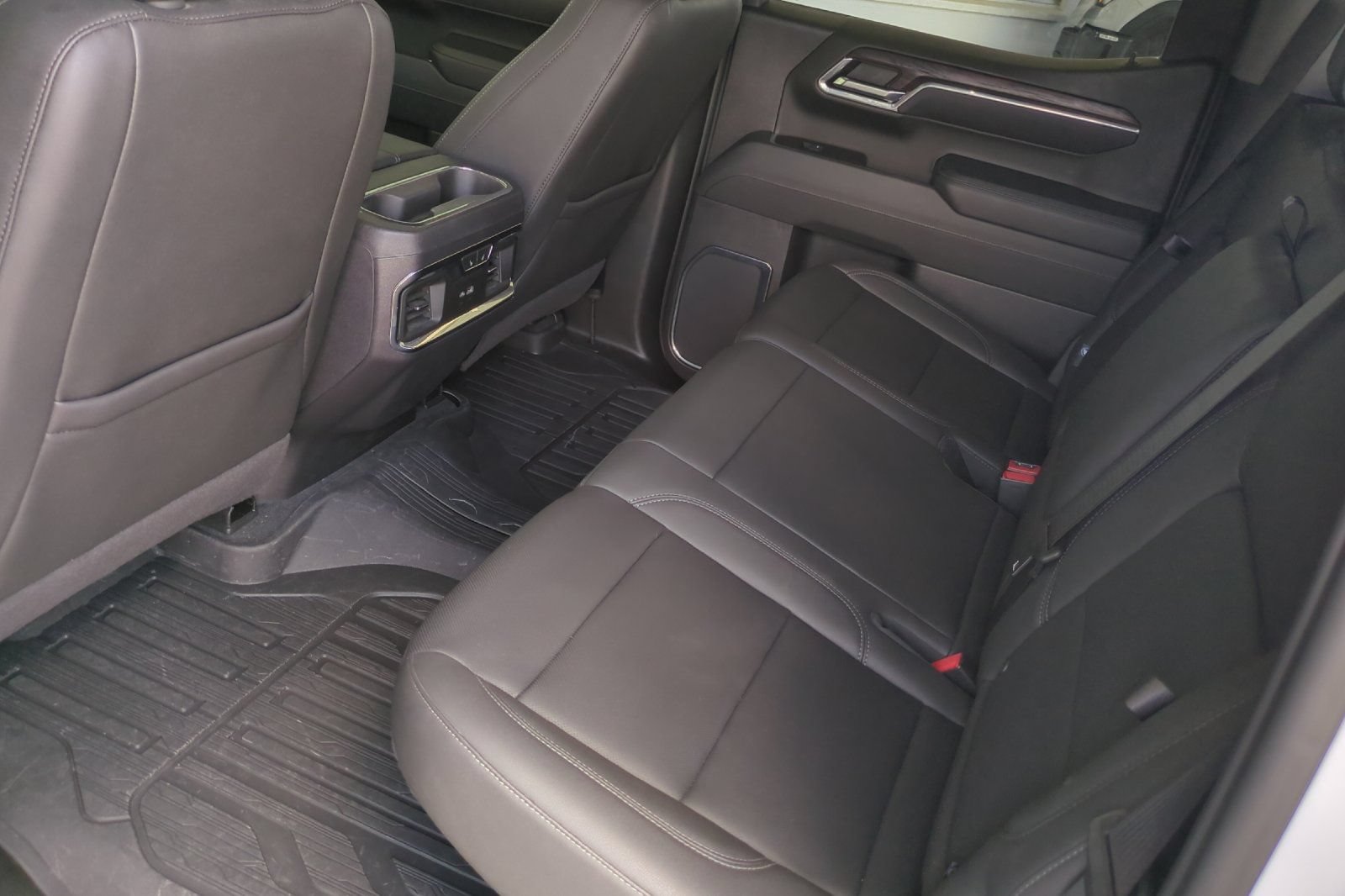 Used 2024 GMC Sierra 1500 SLT w/ SLT Premium Plus Package AWD/4WD image 13