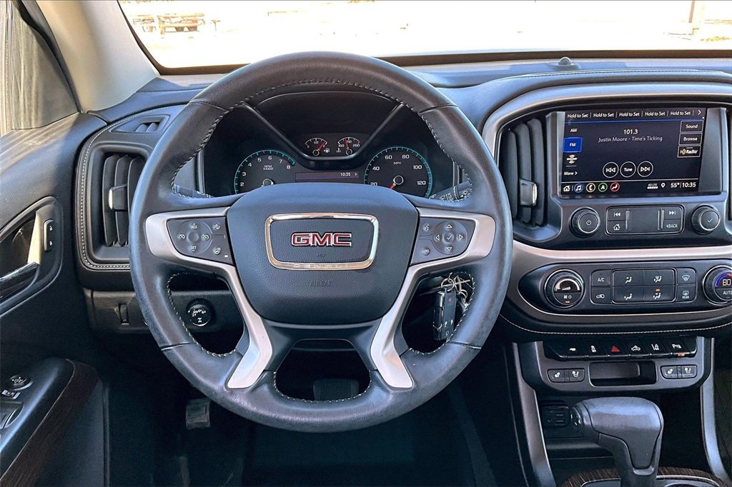Used 2020 GMC Canyon Denali image 5