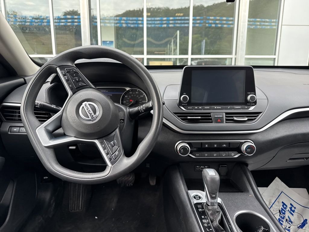 Used 2022 Nissan Altima 2.5 SV image 12