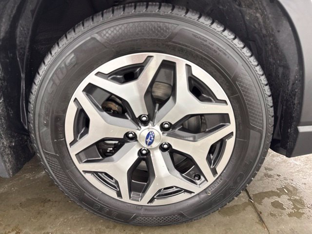 Used 2019 Subaru Forester Premium AWD/4WD image 11