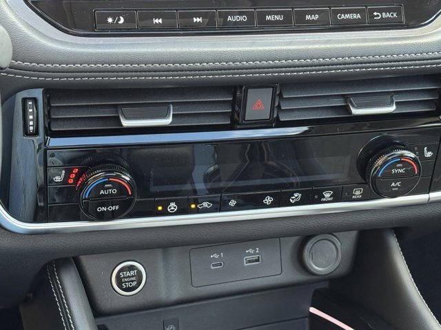 Used 2023 Nissan Rogue Platinum AWD/4WD image 31