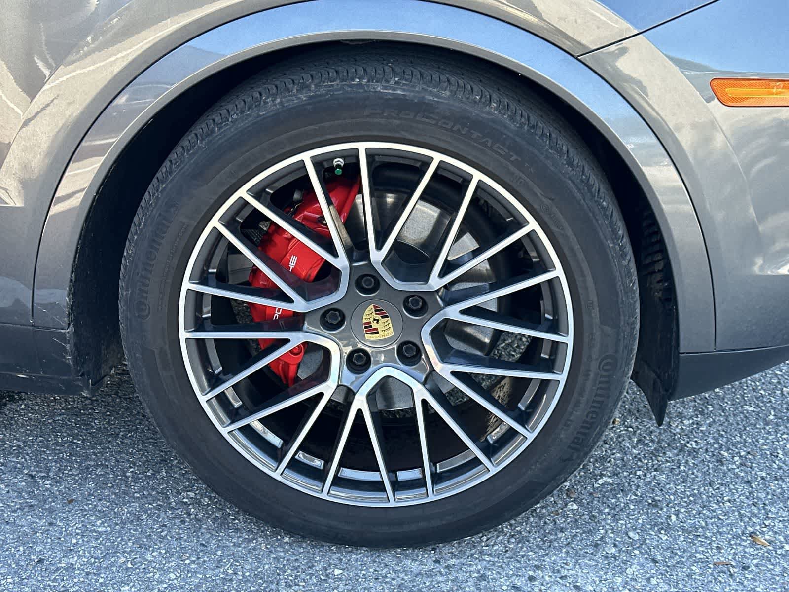 Used 2019 Porsche Cayenne E-Hybrid AWD/4WD image 13