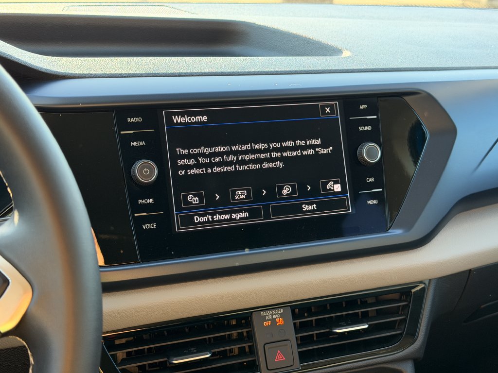 Certified 2023 Volkswagen Taos SE AWD/4WD image 17