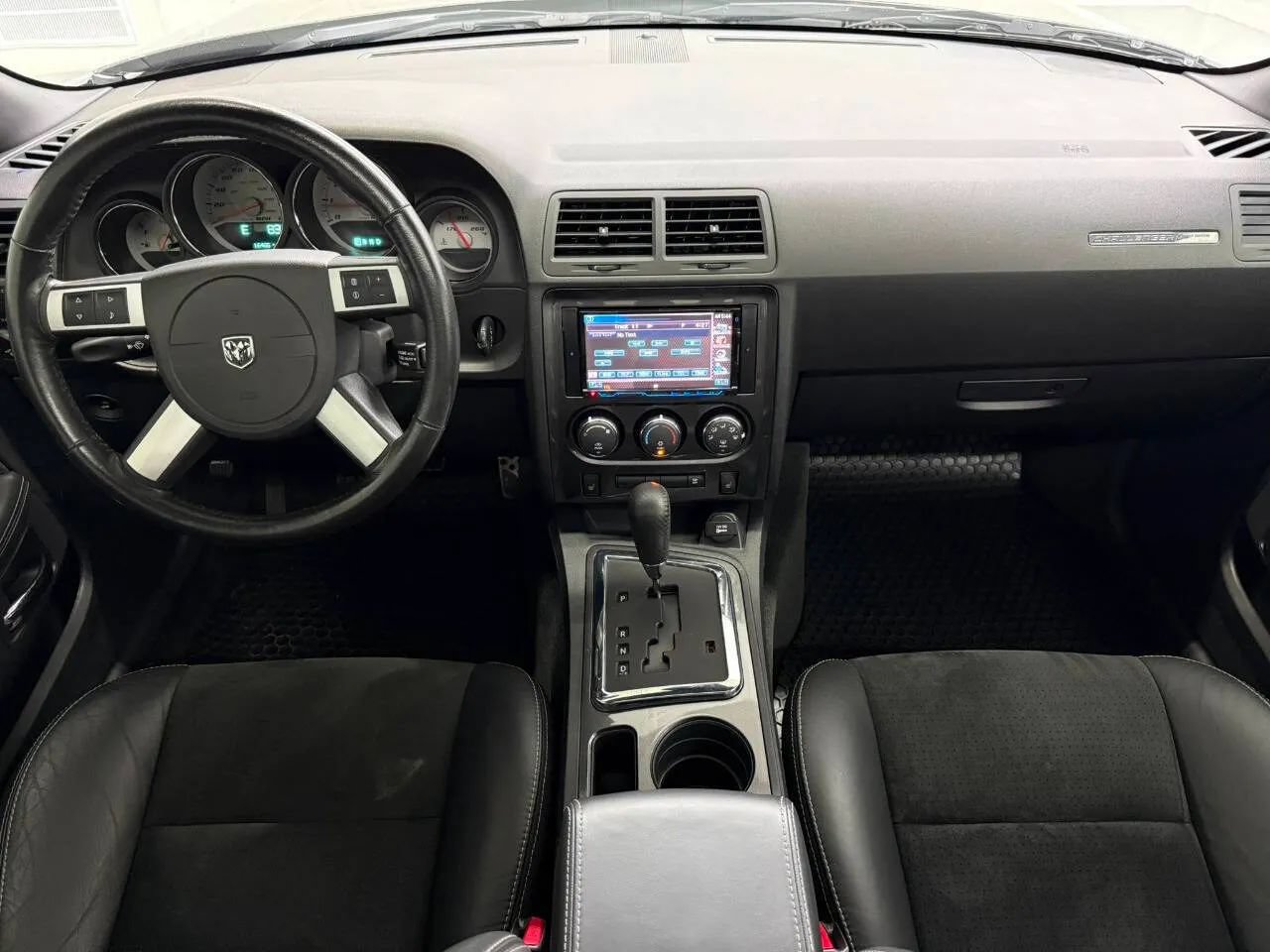 Used 2008 Dodge Challenger SRT8 RWD image 2