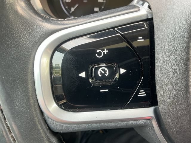 Used 2018 Volvo XC60 T8 Inscription w/ Advanced Package AWD/4WD image 19