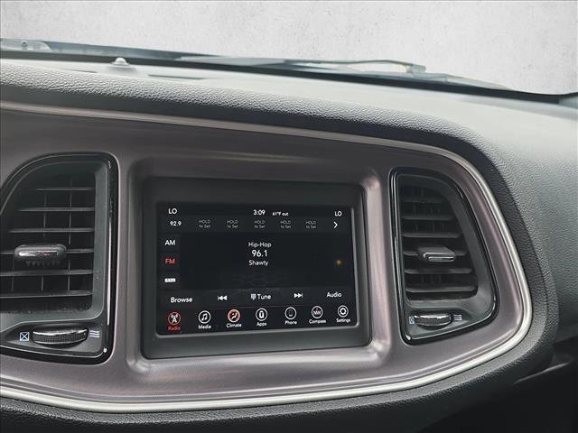 Used 2019 Dodge Challenger SXT RWD image 12