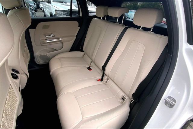 Used 2026 Mercedes-Benz GLA 250 4MATIC image 17