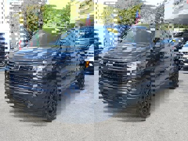 Used 2023 Chevrolet Silverado 1500 RST image 3