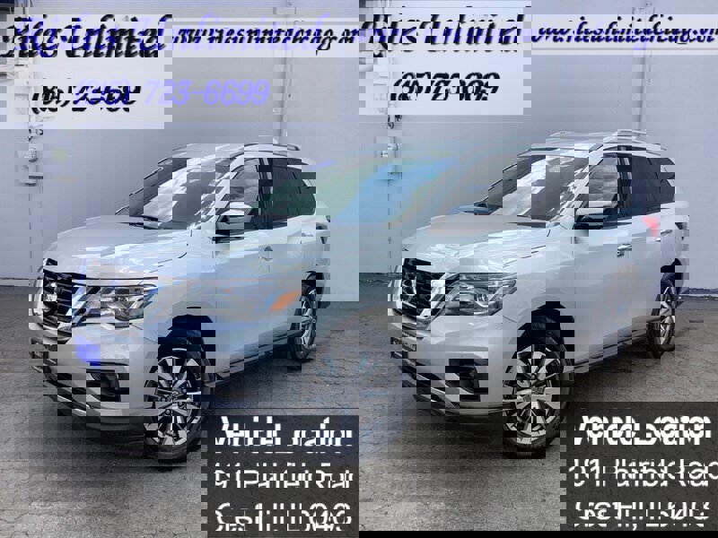 Used 2019 Nissan Pathfinder SL image 2