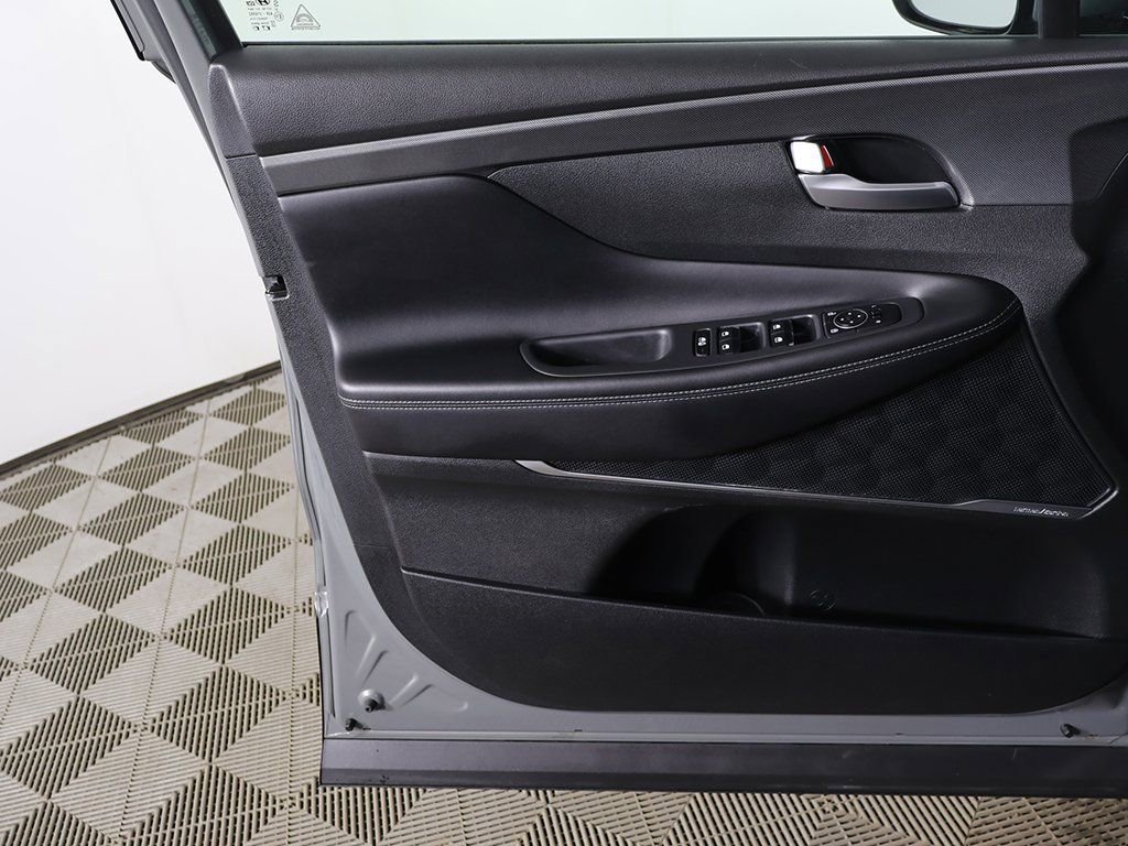 Used 2023 Hyundai Santa Fe SEL w/ Premium Package image 23