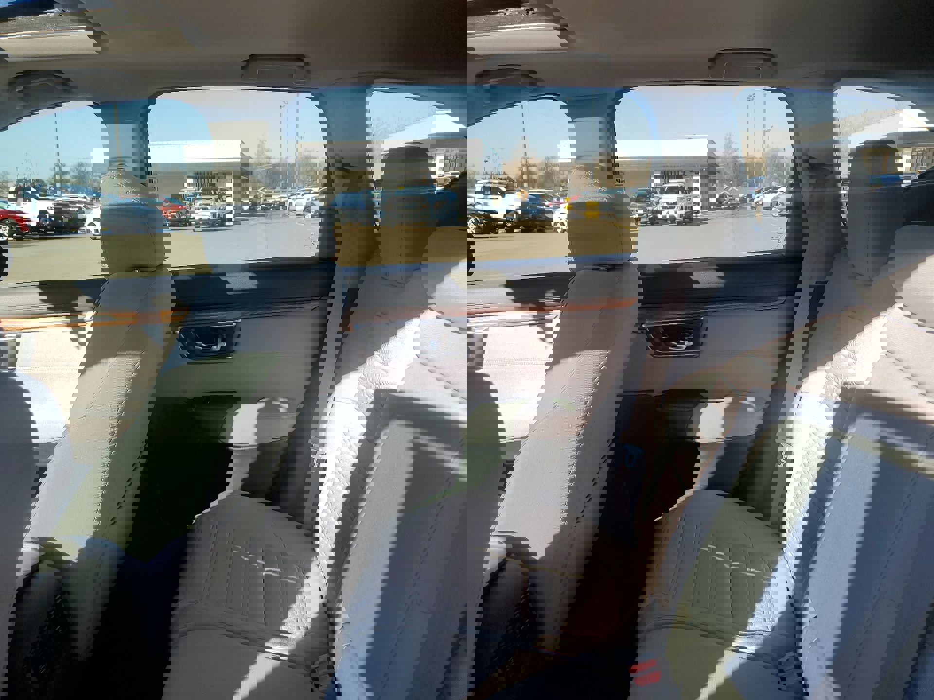 Used 2017 Honda CR-V EX image 31