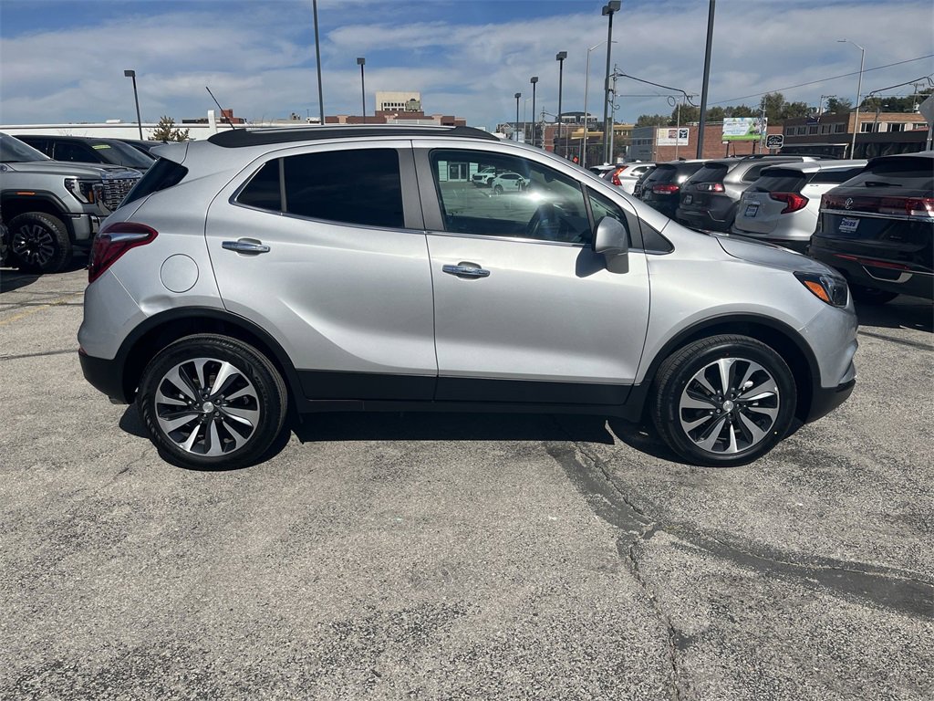 Used 2021 Buick Encore Preferred w/ Safety Package image 8