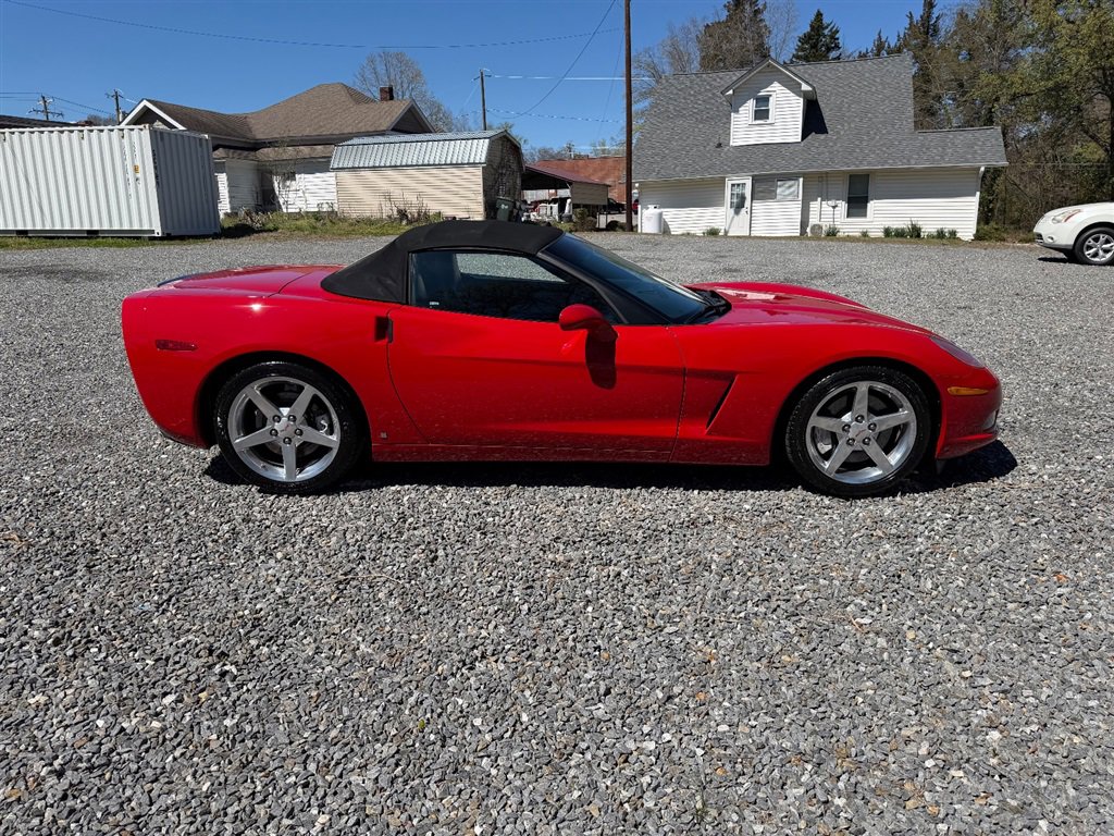 Used 2006 Chevrolet Corvette Convertible w/ Preferred Equipment Group image 5