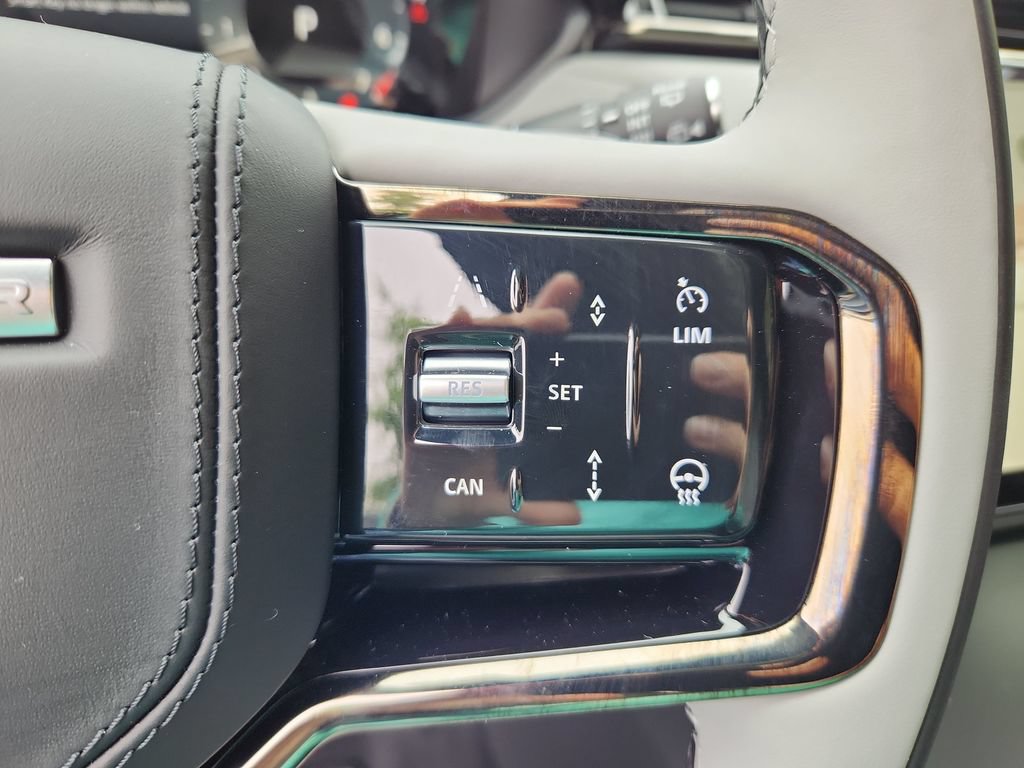 New 2026 Land Rover Range Rover Velar S AWD/4WD image 20