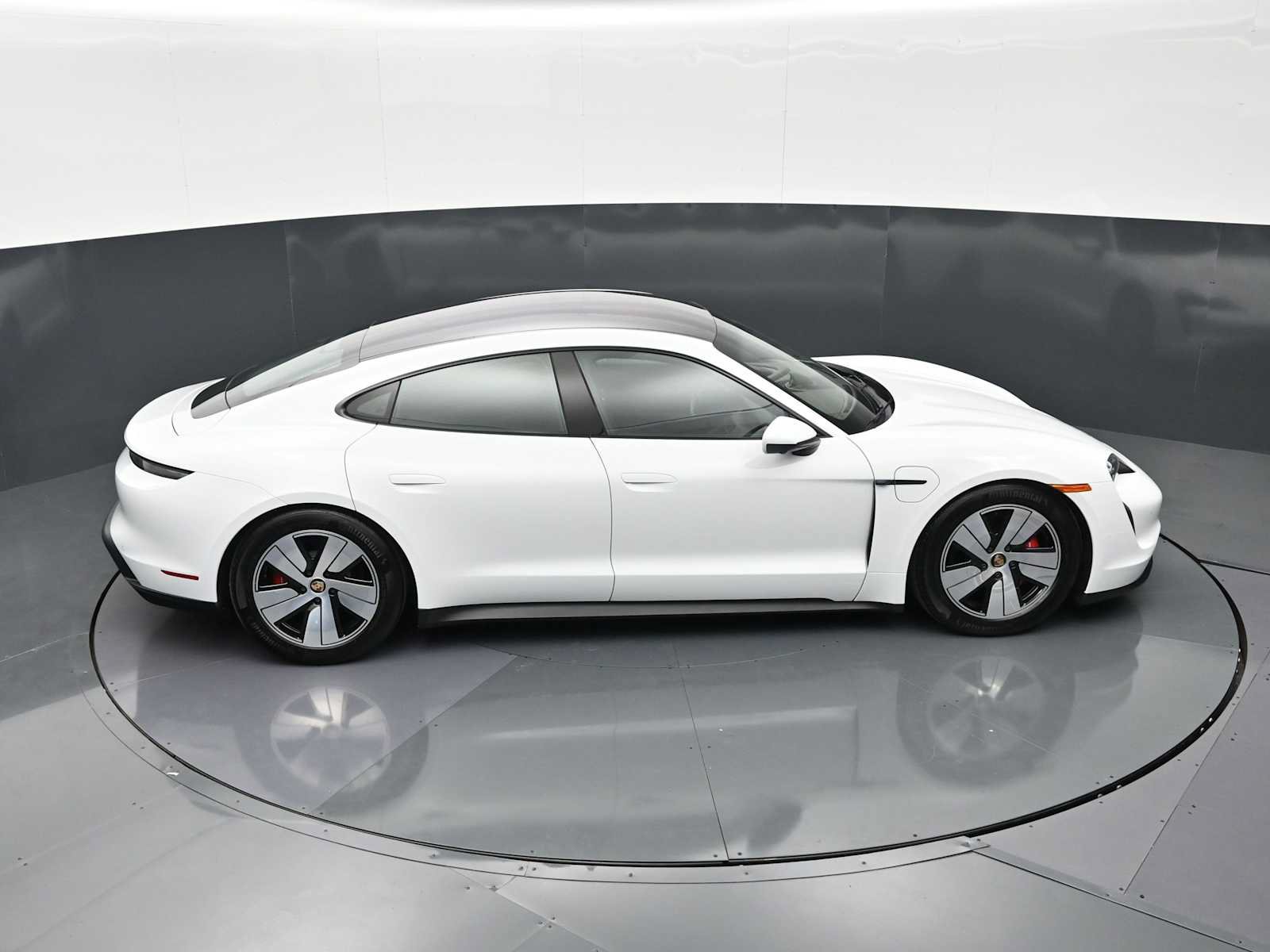 Used 2024 Porsche Taycan 4S AWD/4WD image 36