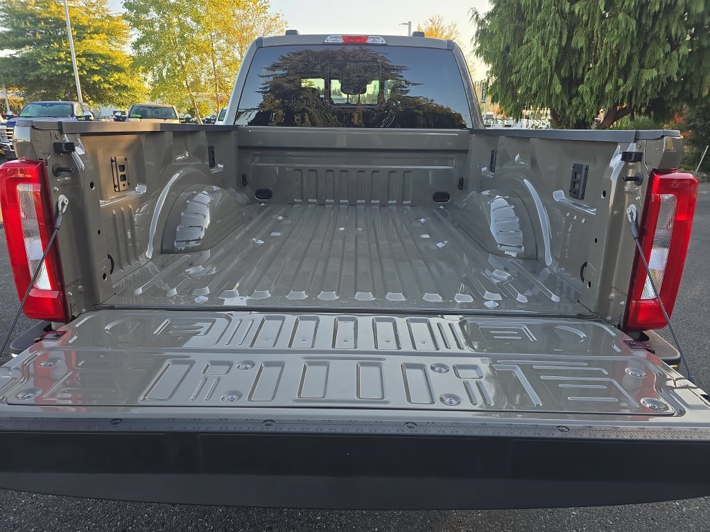 New 2027 Ford F250 XLT w/ Tremor Off-Road Package AWD/4WD image 25