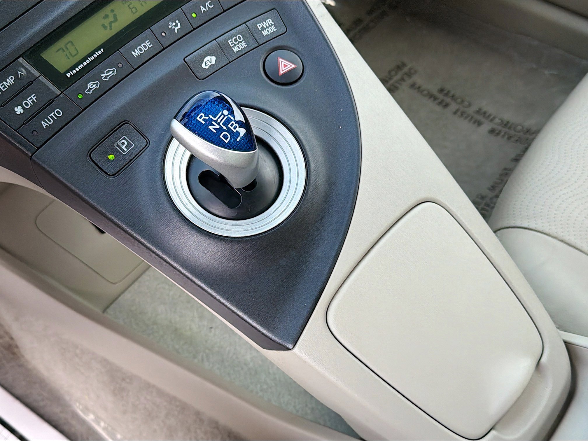 Used 2011 Toyota Prius Five image 26