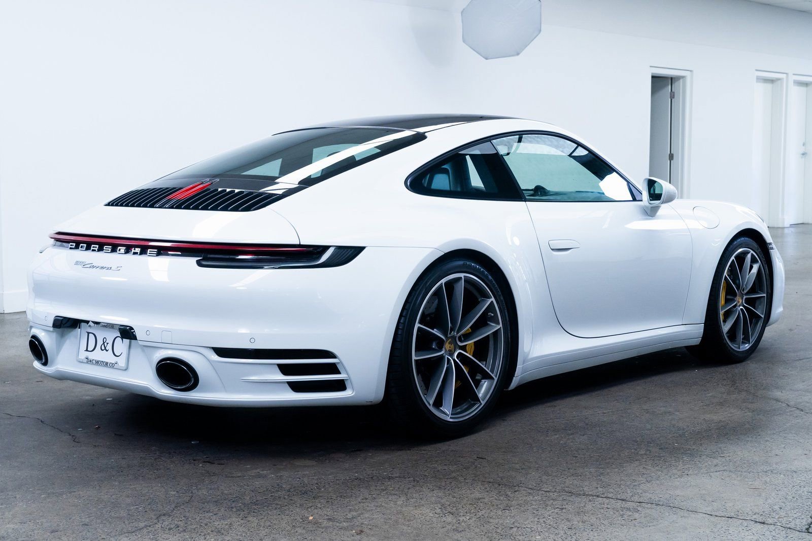 Used 2020 Porsche 911 Carrera S image 6