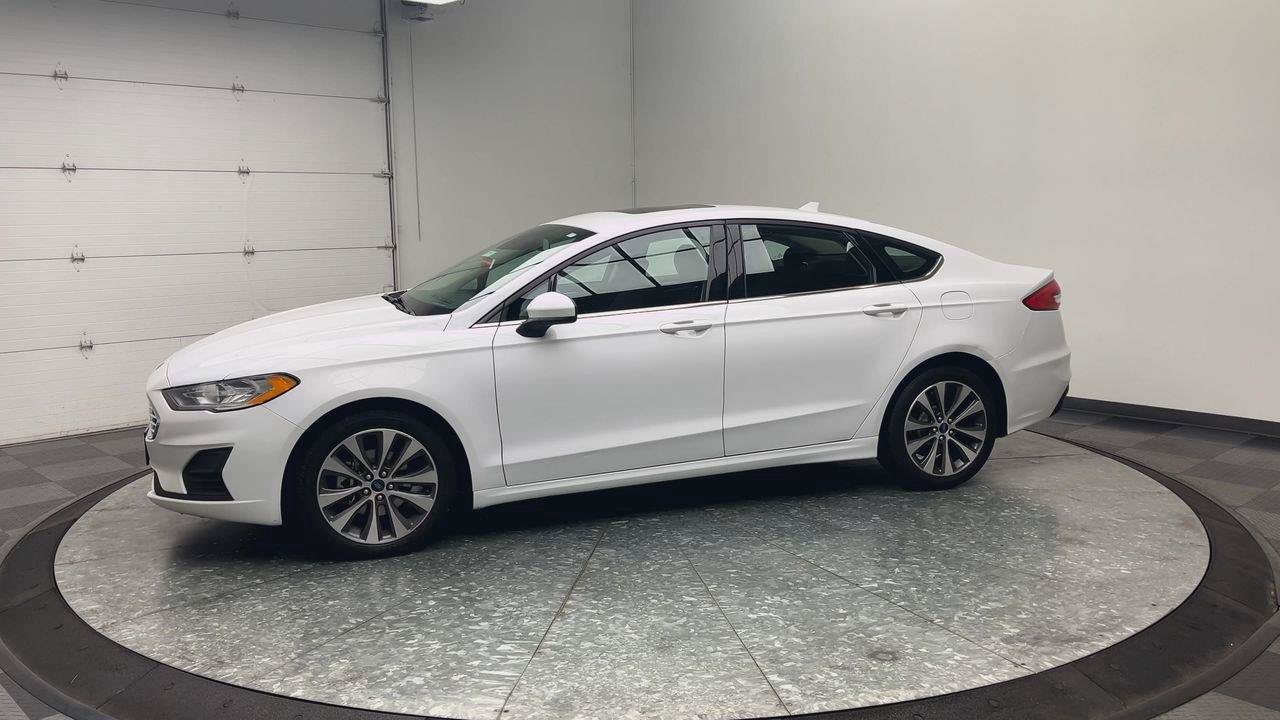 Used 2020 Ford Fusion SE AWD/4WD image 34